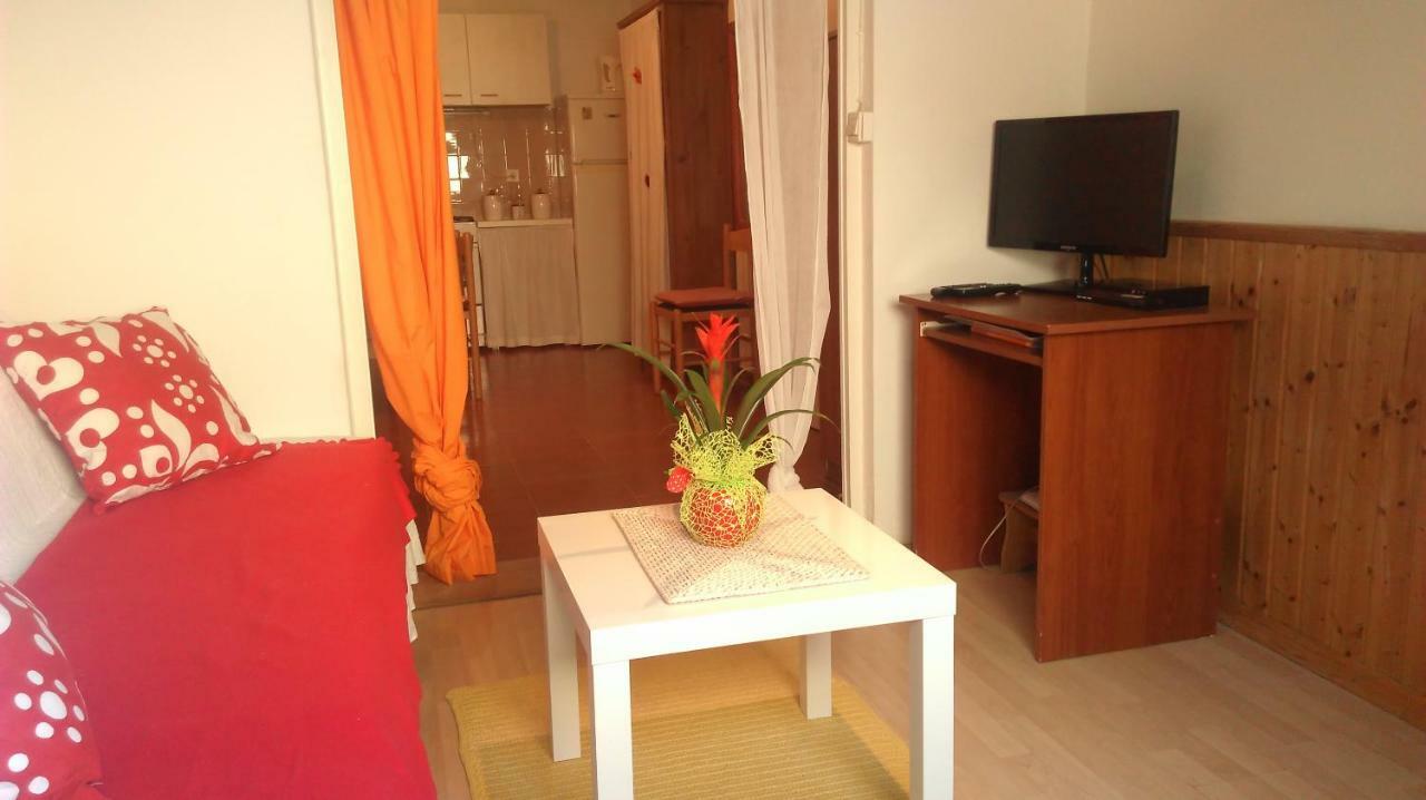 Apartment Bela Novigrad  Екстер'єр фото